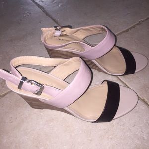 Platform sandals size 6.5